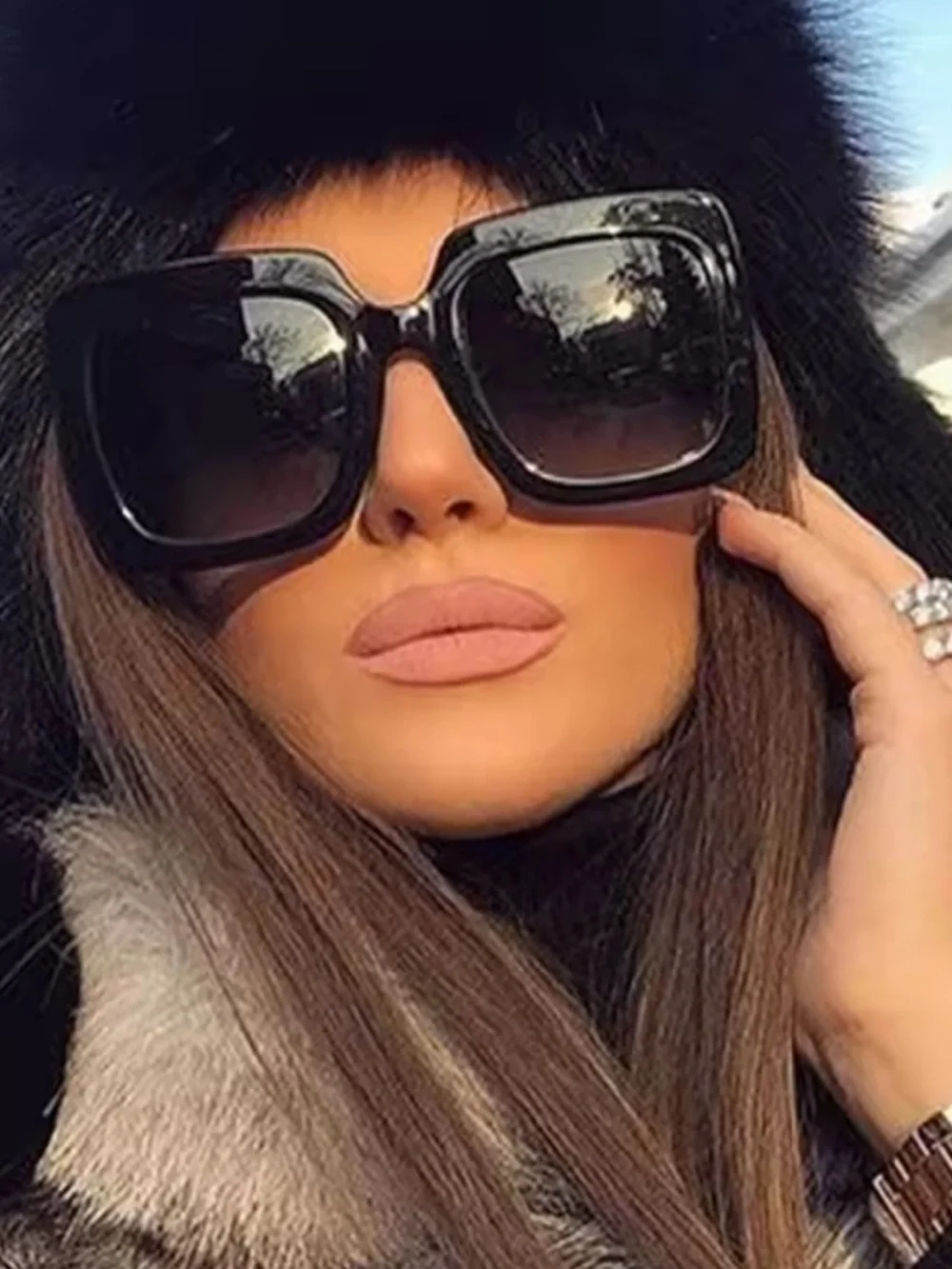 BLACK WITH GRAY LENSES OVERSIZED WIDE FRAME SQUARE RETRO SUNGLASSES-NEW